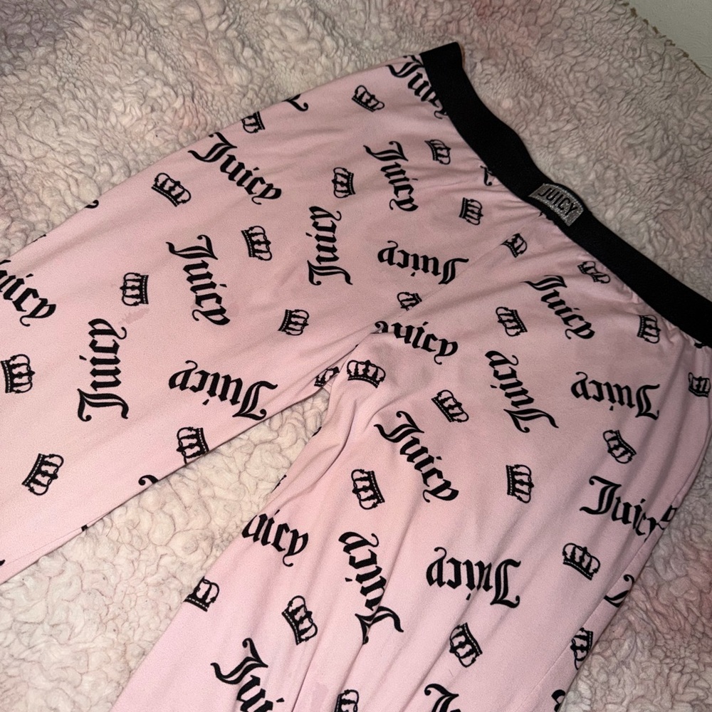 Juicy Couture Light pink with black symbols Pajamas
